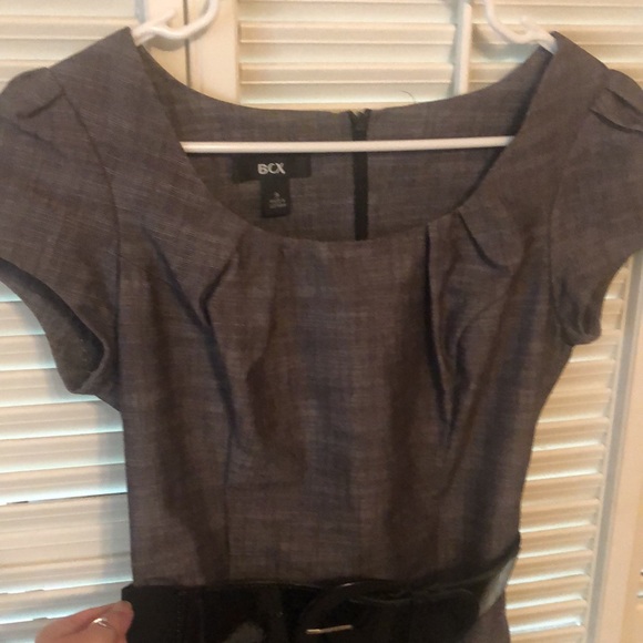Charcoal Gray Business BCX Dress size 9 with belt - Picture 4 of 4